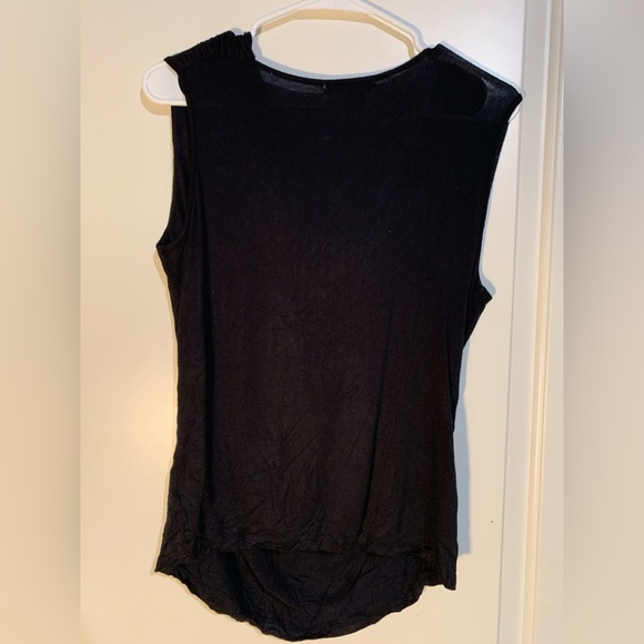 Covington Black Sleeveless top in Petite Large. - Picture 3 of 3